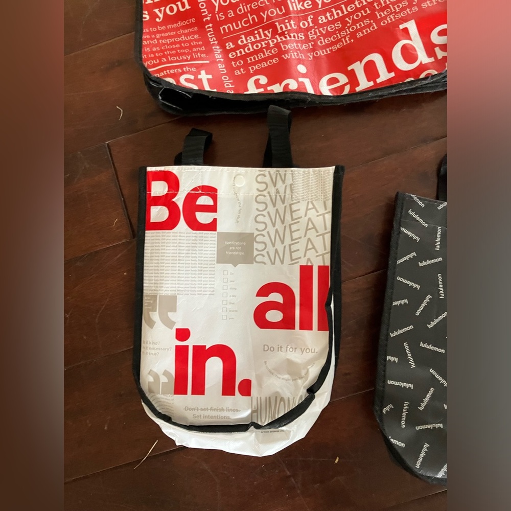 Bundle of 5 Lululemon Bags - Picture 2 of 6